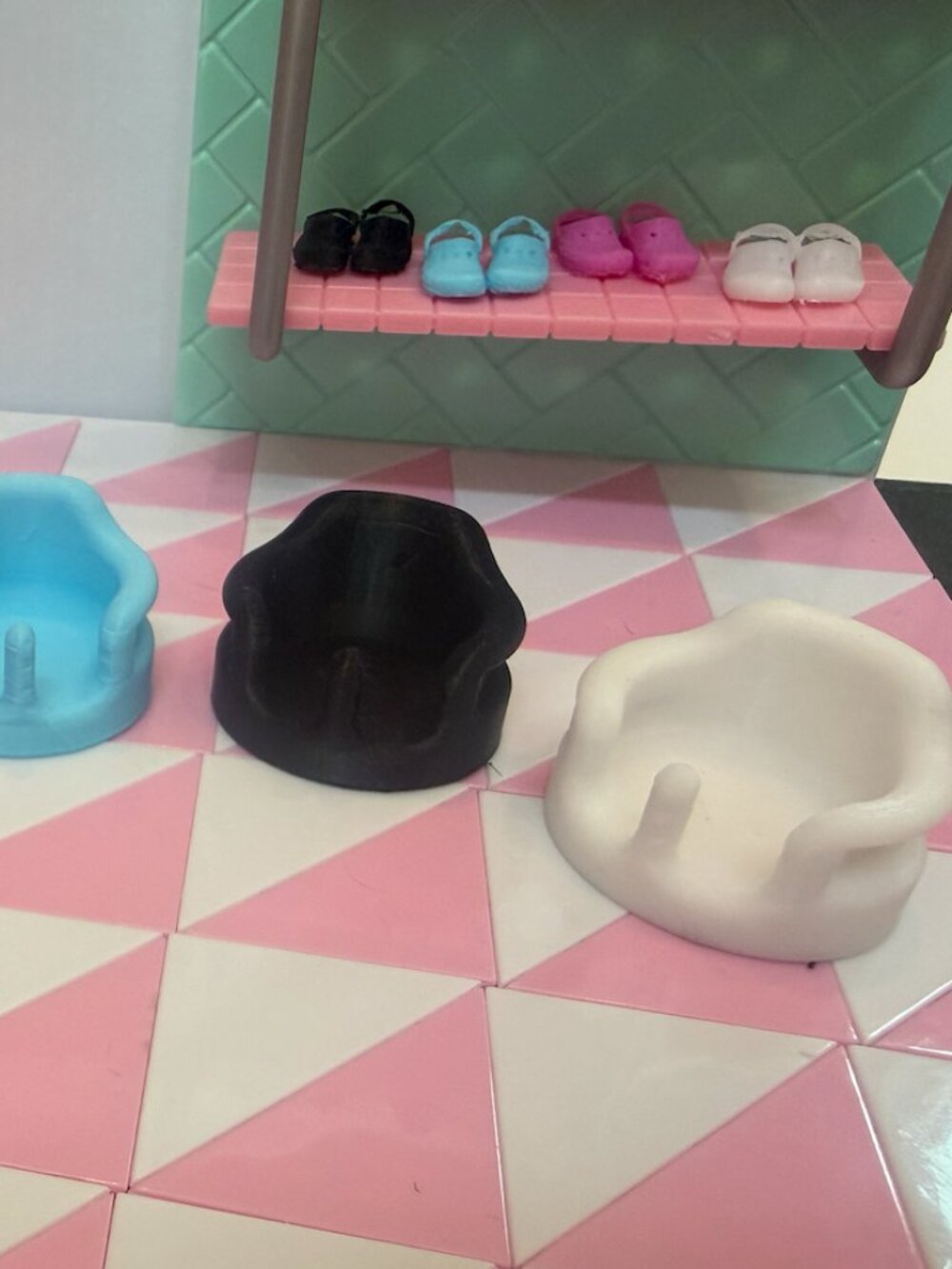 Bumbo Baby Seat for Mini Dolls | Mini ZURU Accessory - Set of 2 White Color